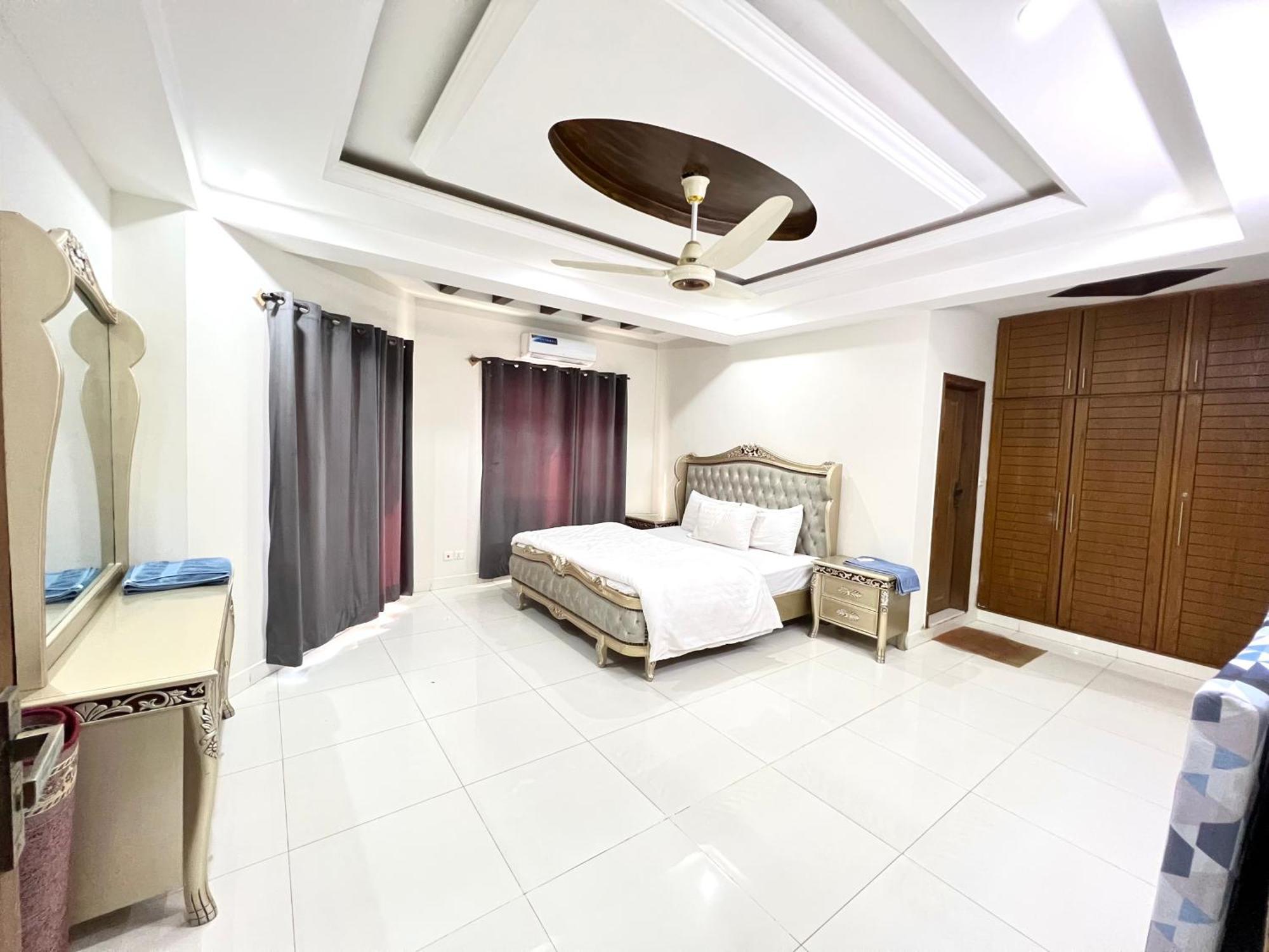 Luxury Apartment Hotel อิสลามาบัด ภายนอก รูปภาพ